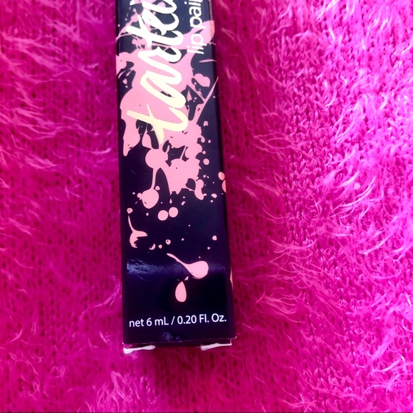 New Tarte Liquid Lipstick - Picture 4 of 9